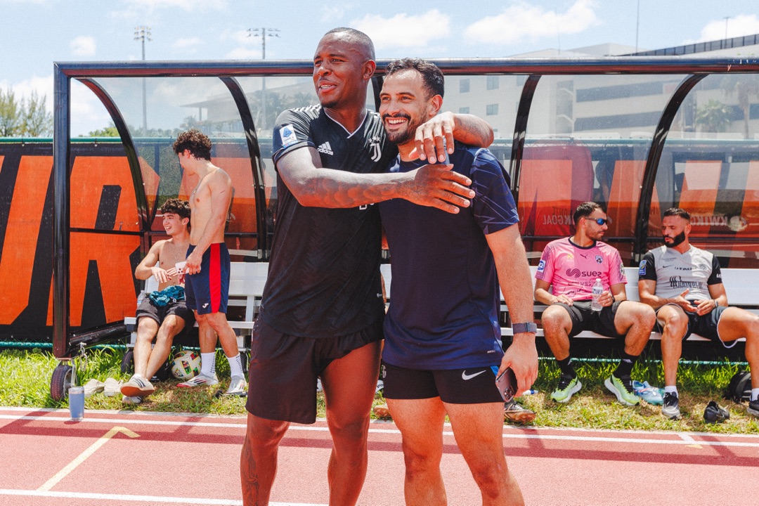 Roger with Juventus player on the training field